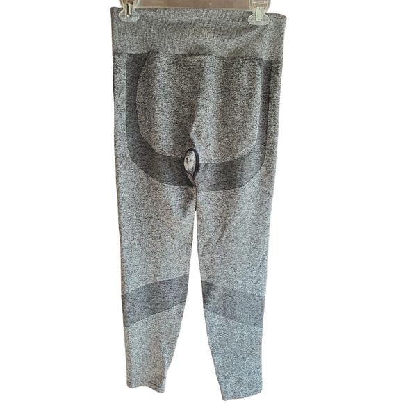 NWOT PINK Workout Tight Large - Picture 7 of 7